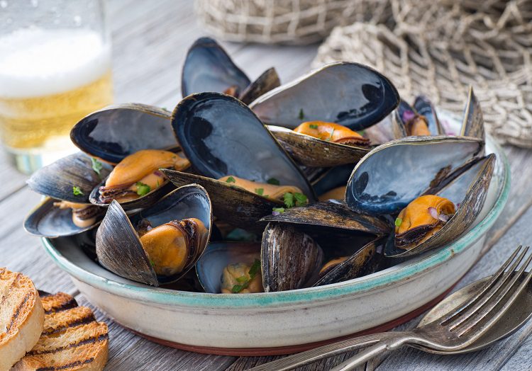 Pocas recetas hay más fáciles de elaborar que estos mejillones al vapor