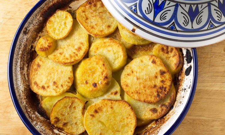 Las patatas escabechadas suelen servirse muy frías