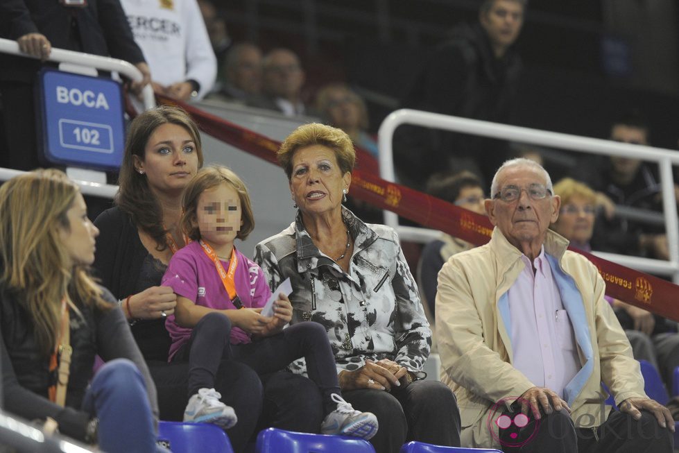  - 10718_emilio-sanchez-marisa-vicario-y-simona-brozetti-en-el-partido-homenaje-a-andres-gimeno