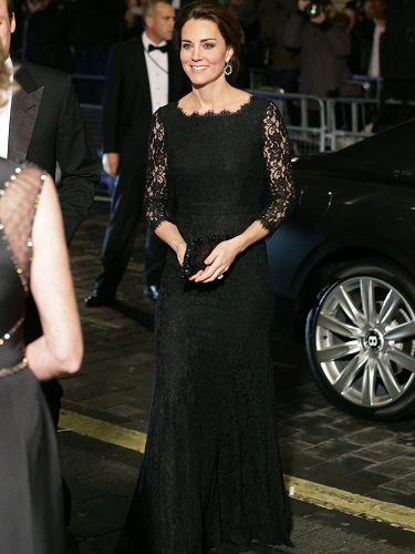 Kate Middleton con un vestido de DVF en la Royal Variety Performance de 2014