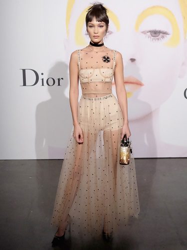 Bella Hadid es la nueva imagen de la línea cosmética de Dior