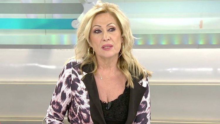 Rosa Benito en su puesto de colaboradora de 'Ya es mediodía' / Telecinco.es