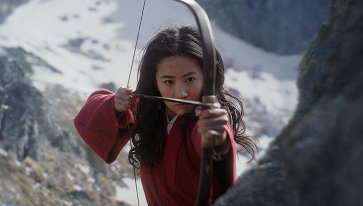 Liu Yifei como Mulán en el remake del clásico de Disney