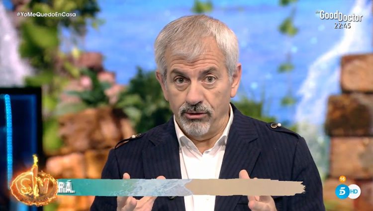 Carlos Sobera hablando en 'Supervivientes: Tierra de Nadie'/ Foto: cuatro.com