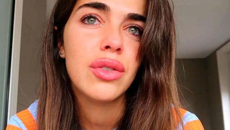 Violeta Mangriñán, emocionada en su canal de Mtmad mientras habla de sus problemas