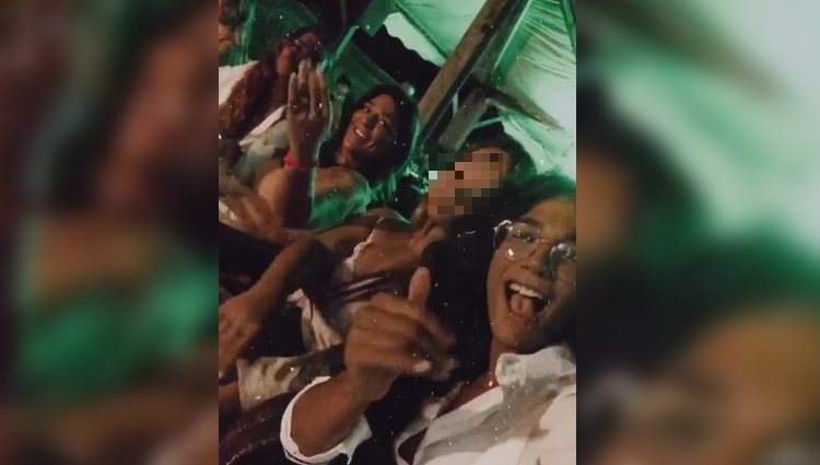 Raquel Bollo y Alma Cortés en el concierto de Manuel Cortés / Instagram