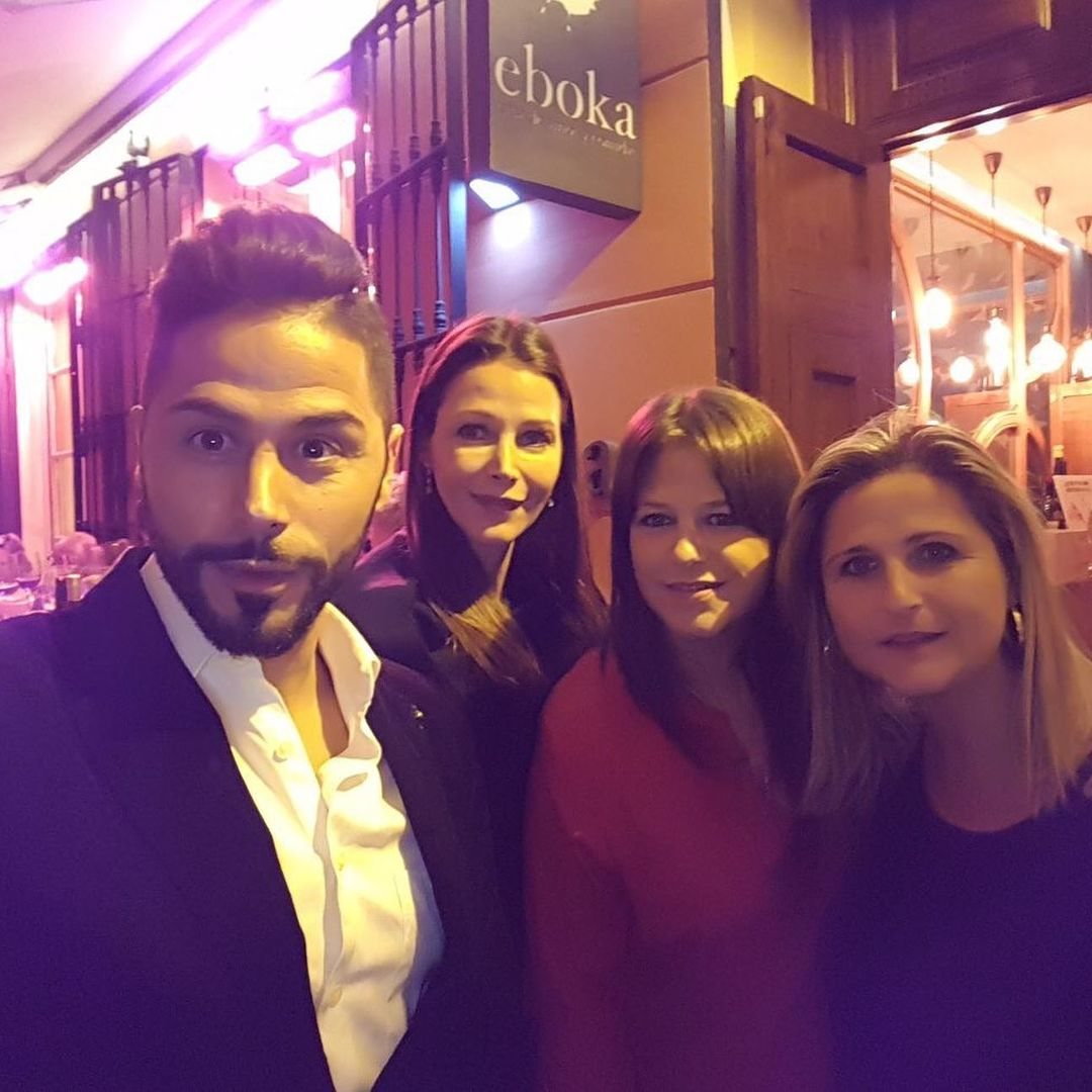 Esther Doña con sus hermanos/ Foto: Instagram