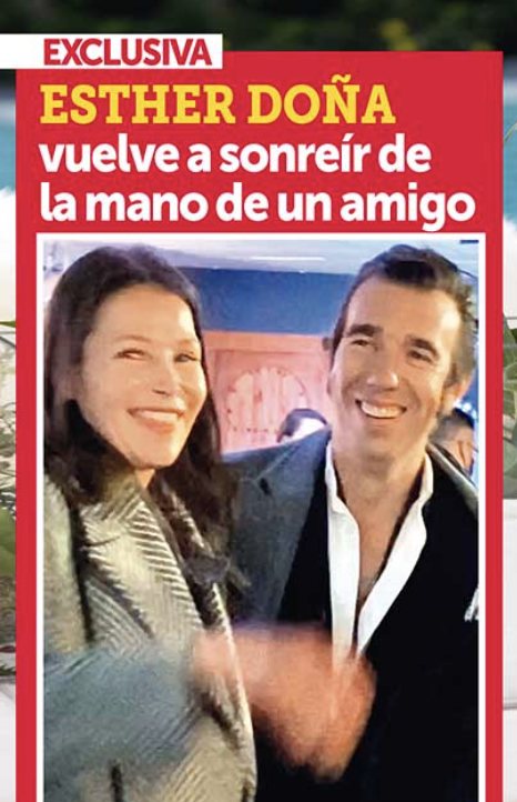 Esther Doña con un amigo muy especial en la portada de Semana