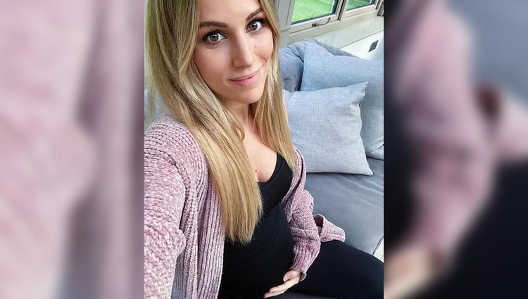 Edurne luciendo barriguita / Instagram