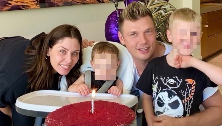 Nick Carter y Lauren Kitt junto a sus dos hijos / Instagram