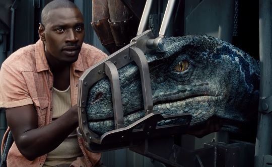 Omar Sy en un fotograma de 'Jurassic World'