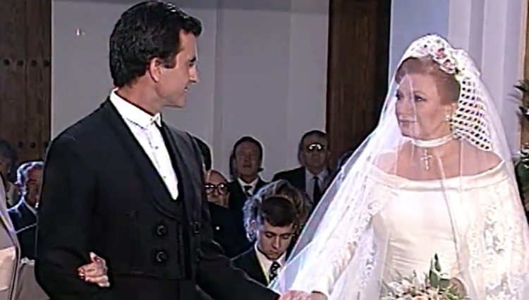 Boda de Rocío Jurado y Ortega Cano | Foto: telecinco.es