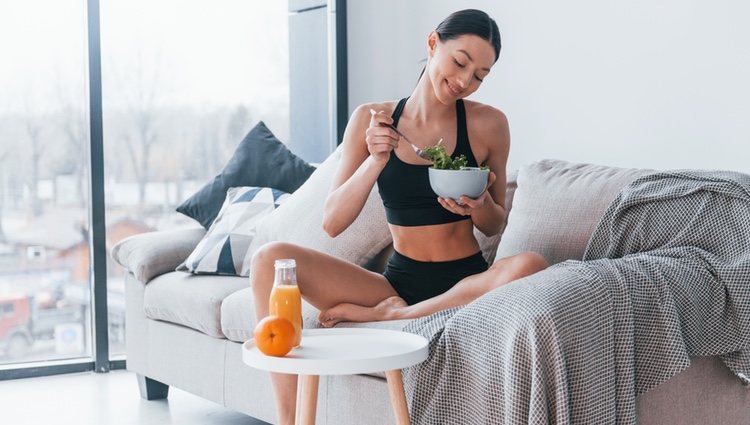 No olvides mantener una alimentación saludable