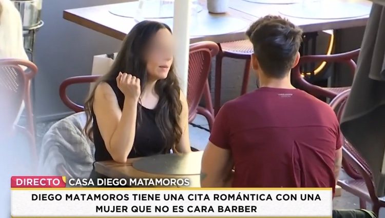 Diego Matamoros y la misteriosa joven | Foto: telecinco.es