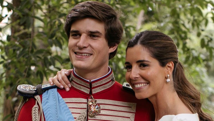 Carlos Fitz-James Stuart y Belén Corsini, muy felices en su boda