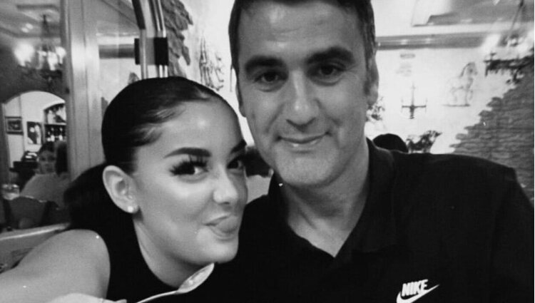 Julia Janeiro y su padre Jesulín de Ubrique comen un delicioso postre juntos | Foto: Instagram