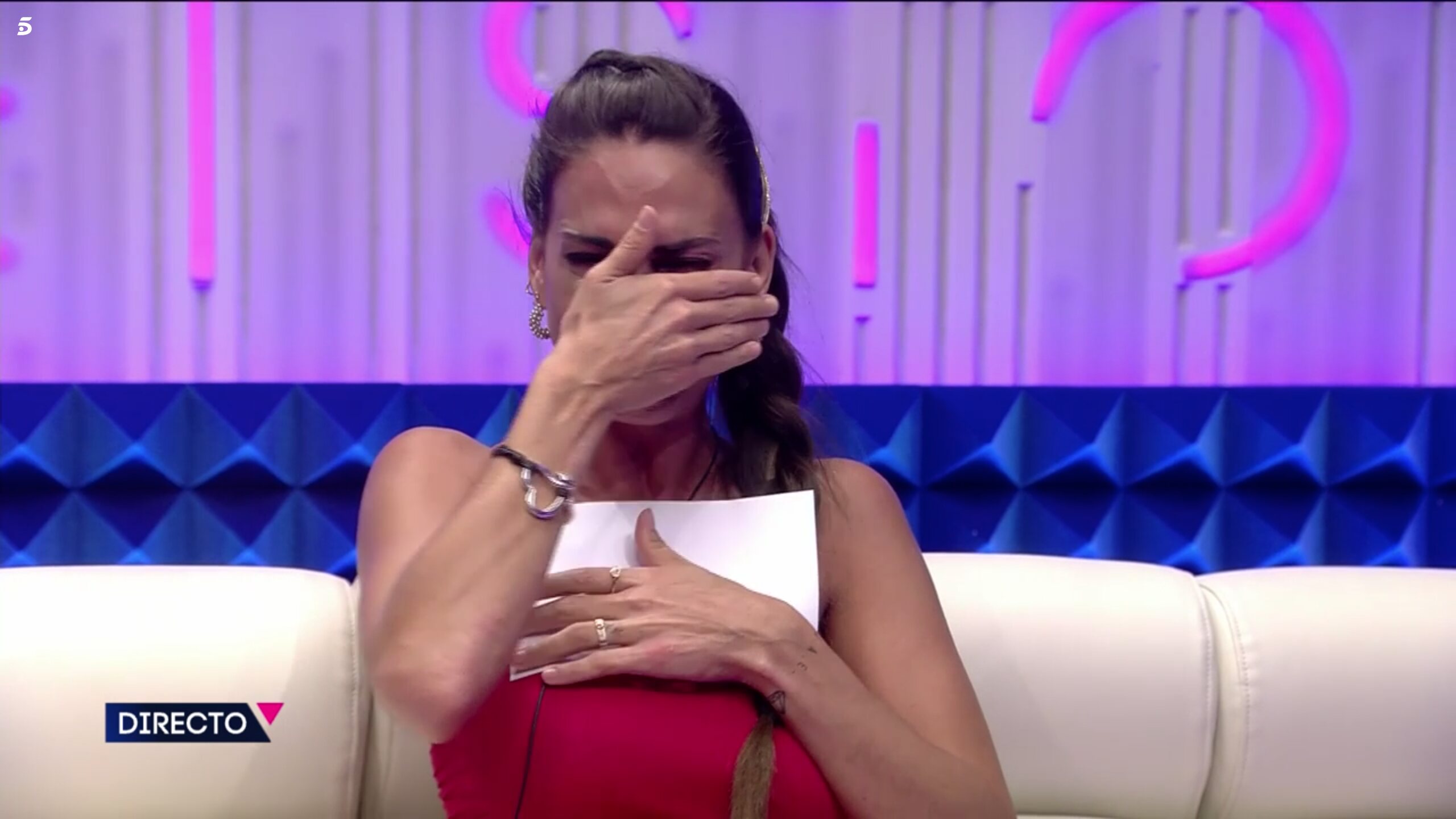 Cynthia, muy agradecida por recibir la carta de su novio | Foto: Telecinco.es