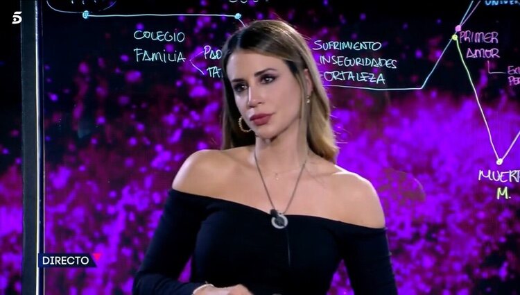 Cristina Porta haciendo su línea de la vida / Foto: Telecinco.es