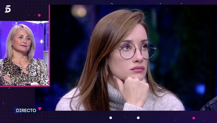 Adara Molinero después de leer el mensaje de Lucía Pariente /</p><p>Foto:Telecinco.es