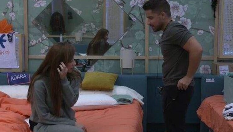 Adara y Frigenti hablan de su relación | Foto: telecinco.es