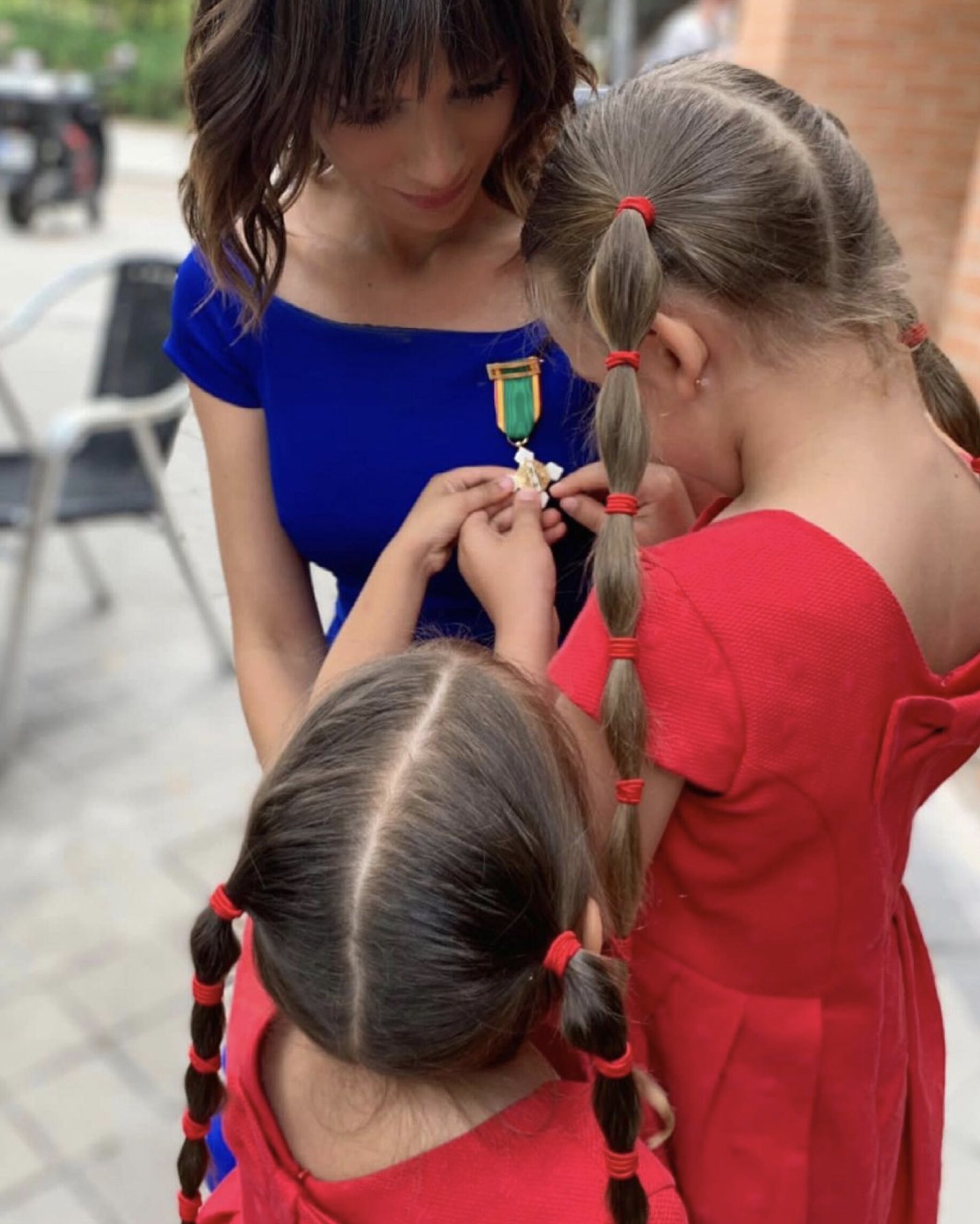 Patricia Pardo con sus hijas/ Foto: Instagram