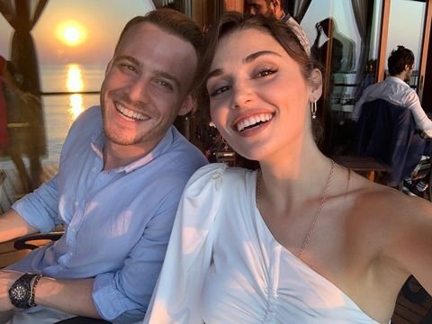 Kerem Bürsin y Hande Erçel/ Foto: Instagram