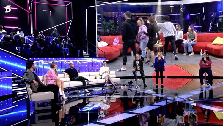 Colaboradores en 'La noche de los secretos' / Foto: Telecinco.es