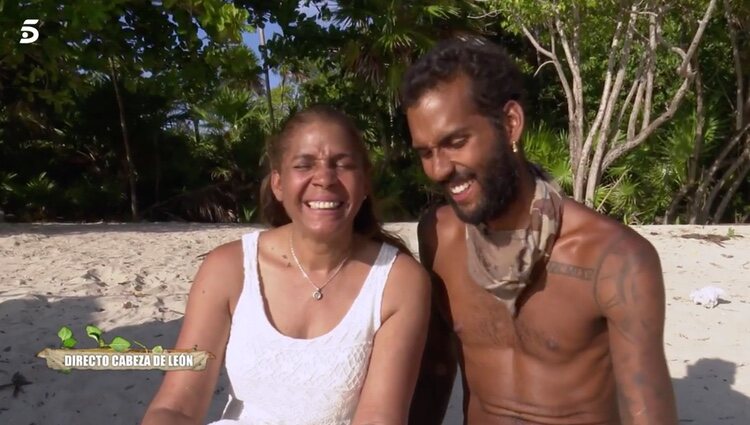 Yulen Pereira y su madre se reencuentran en 'Supervivientes 2022' | Foto: Telecinco.es