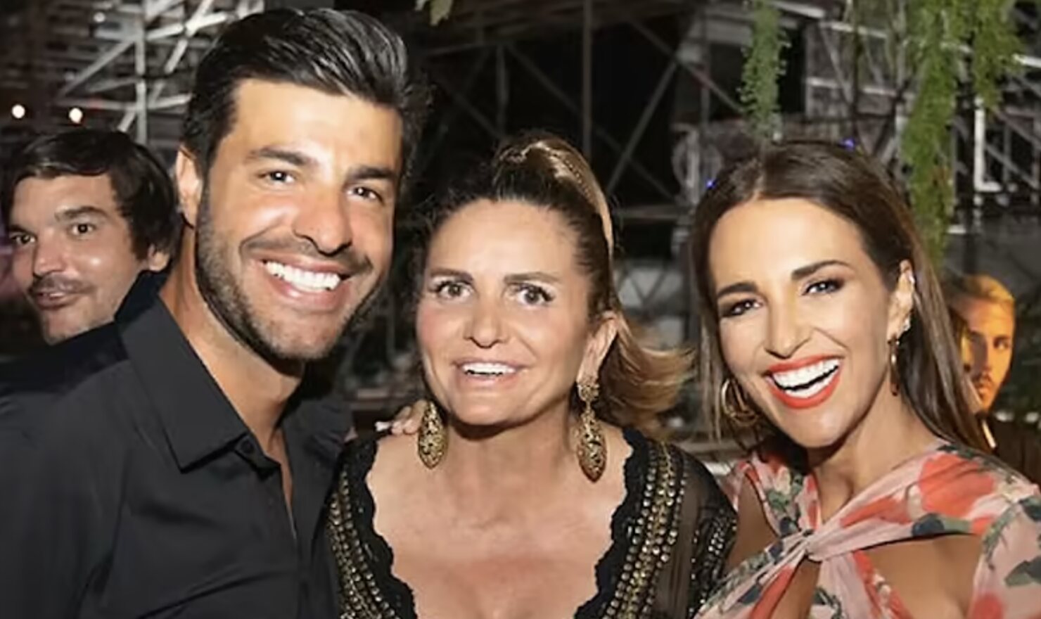 Paula Echevarría y Miguel Torres con una amiga en Starlite/ Foto: Instagram