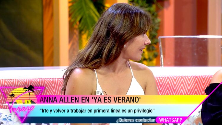 Anna Allen cantando en 'Ya es verano'