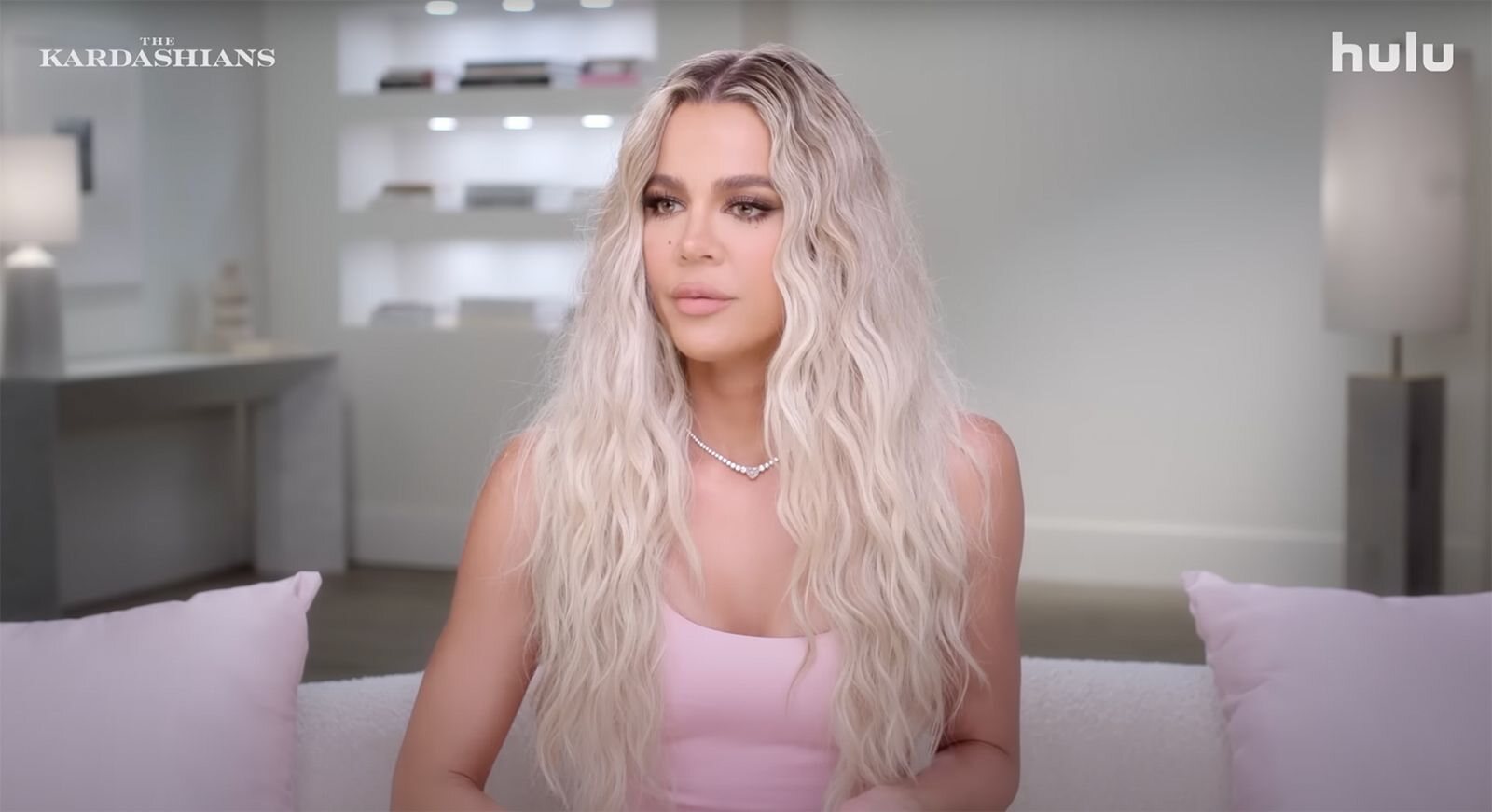 Khloé grabó toda la segunda temporada sin hablar de su segundo hijo | Foto: Hulu