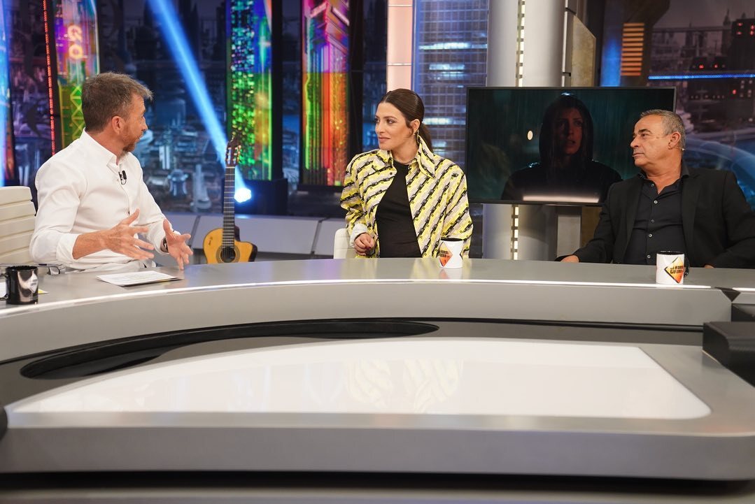 Bárbara Lennie en 'E Hormiguero' con Eduard Fernández/ Foto: Antena 3