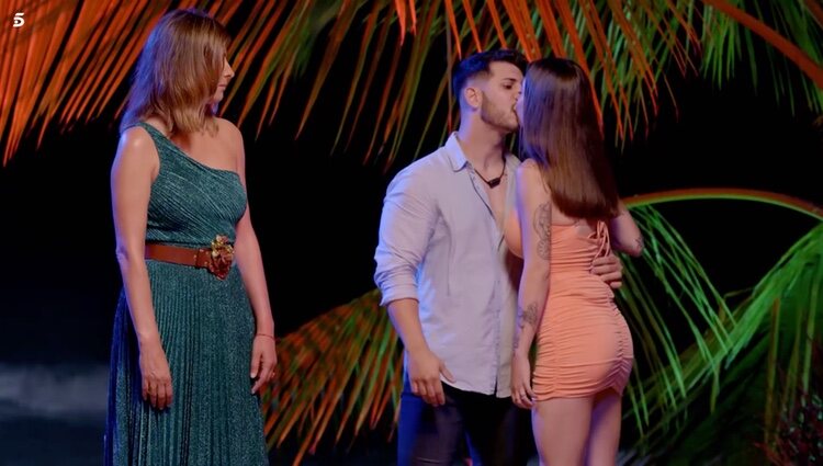 Cristian y Ana, la nueva pareja de 'La isla de las tentaciones' | Foto: Telecinco