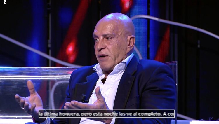 Kiko Matamoros habla con Javi |Foto: Telecinco