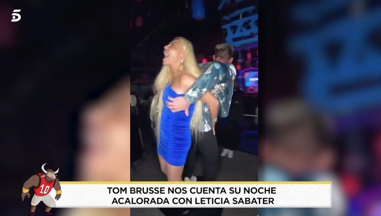 Tom Brusse y Leticia Sabater en una fiesta/ Foto: Telecinco 