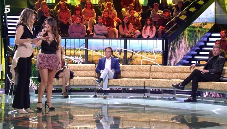 Tom Brusse y Daniela Requena contando lo que hay entre ellos/ Foto: Telecinco