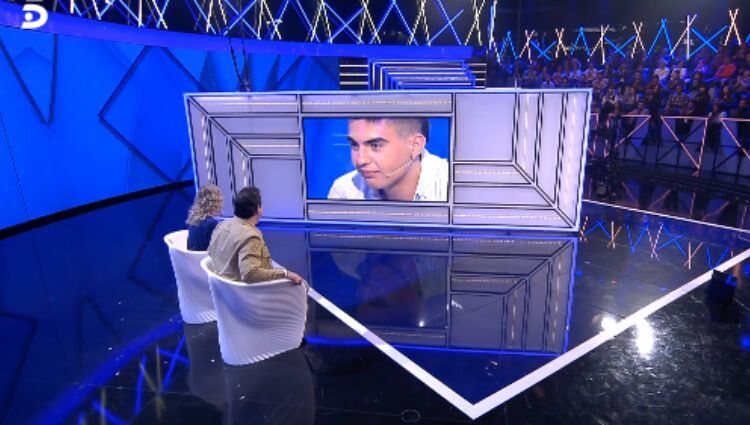 Pablo Chiapella sorprende a un fan en 'Déjate querer'/ Foto: Telecinco