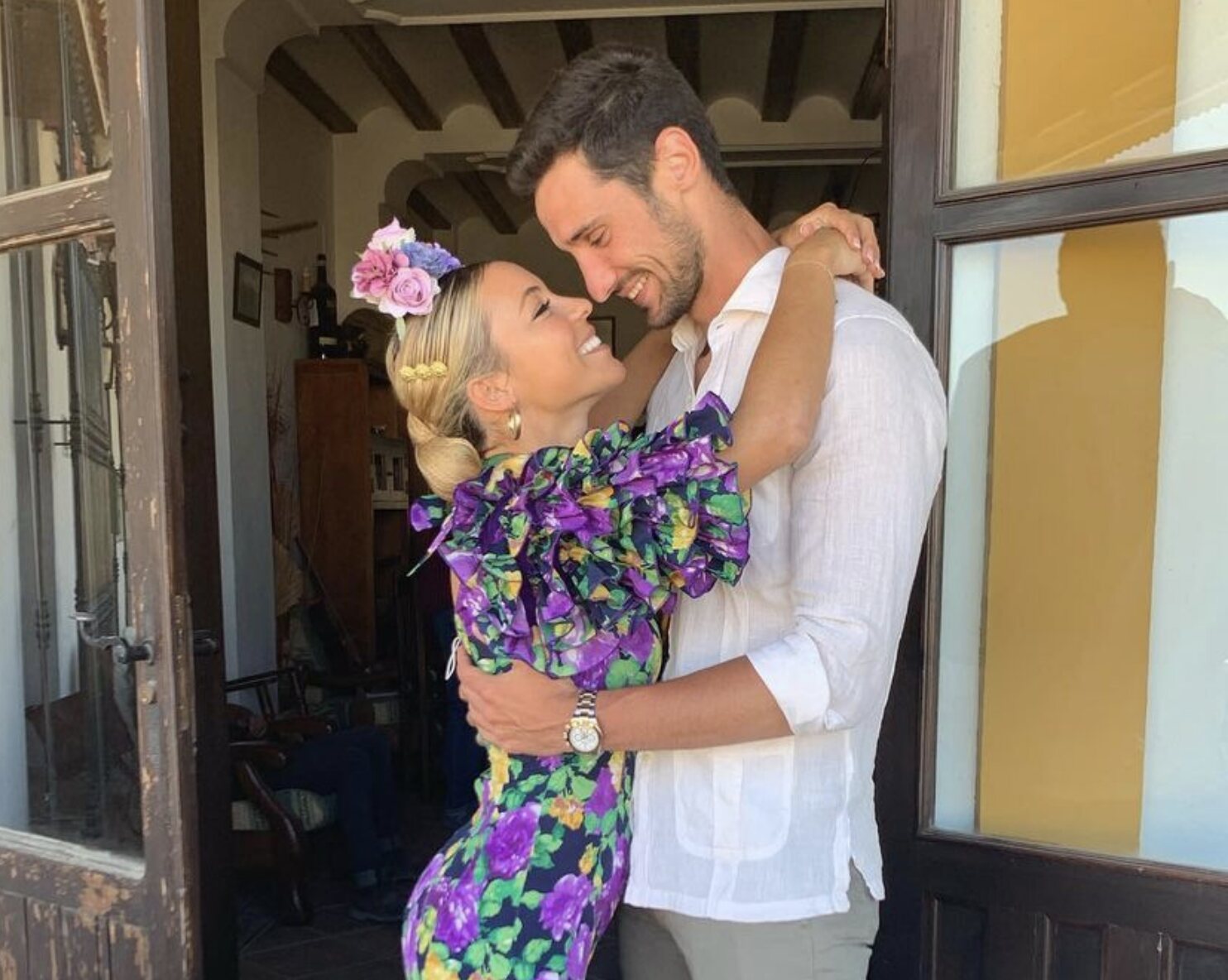 Sergio Rico y Alba Silva en actitud romántica/ Foto: Instagram