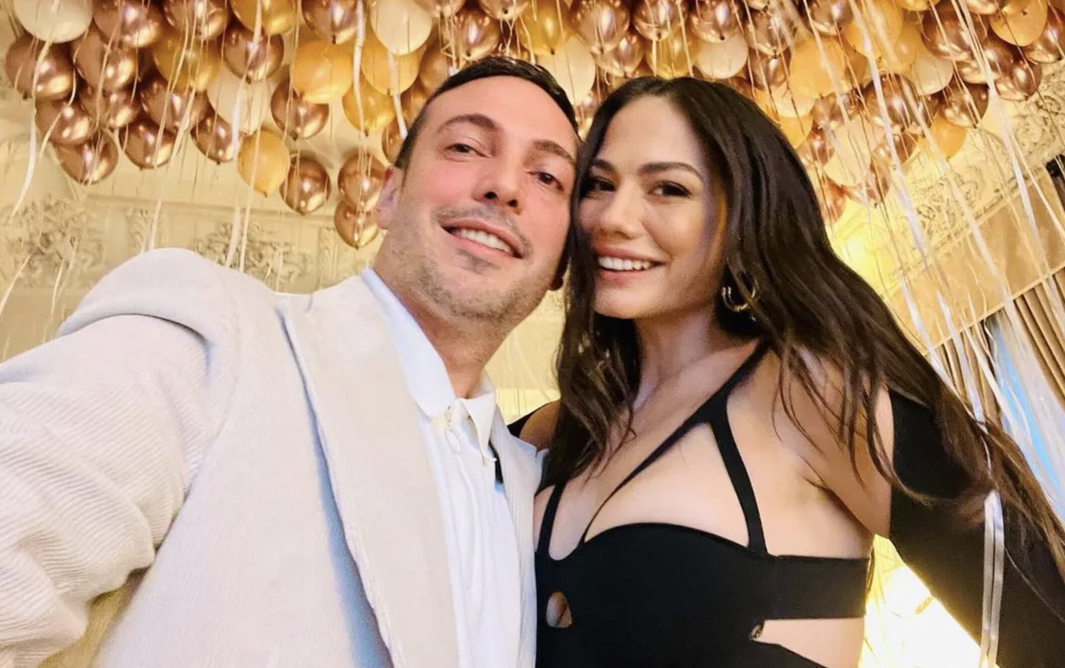 Demet Özdemir y Oguzhan Koç de fiesta/ Foto: Instagram