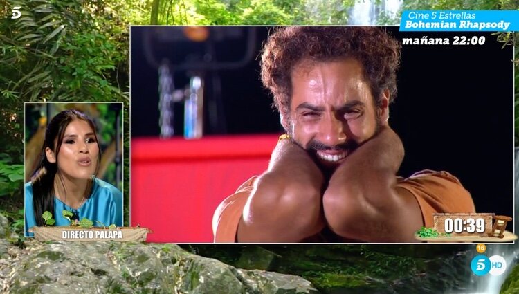 Asraf Beno se emociona en su Puente de las Emociones | Foto: Telecinco