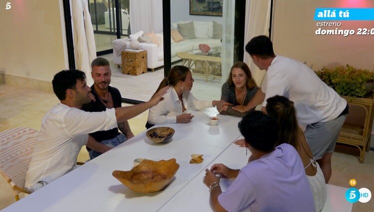 Uno de los concursantes sorprende con una posible relación pasada | Foto: Telecinco