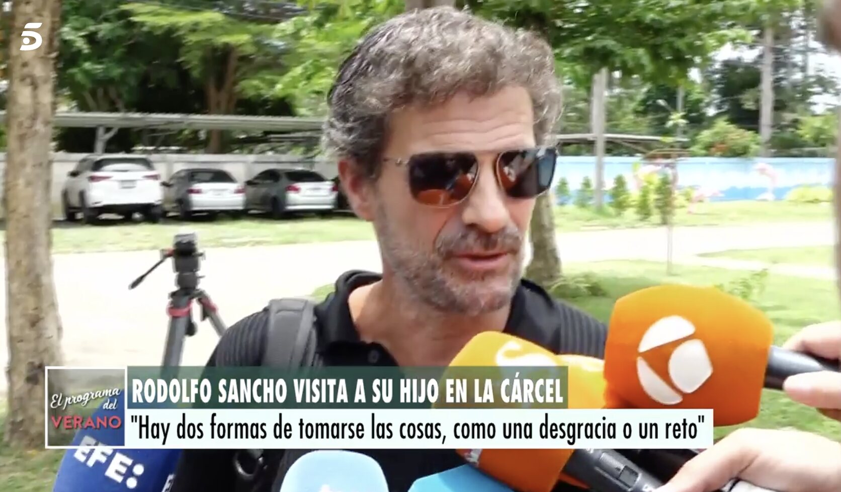 Rodolfo Sancho habla con los medios tras visitar a su hijo en la prisión de Tailandia/ Foto: telecinco.es