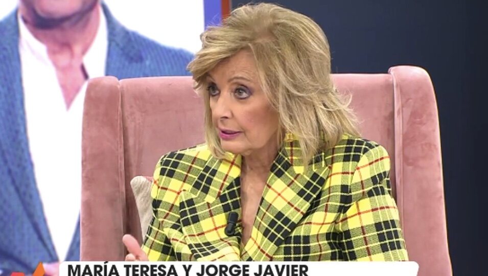 María Teresa Campos con el traje que quiere Alejandra Rubio | Foto: telecinco.es