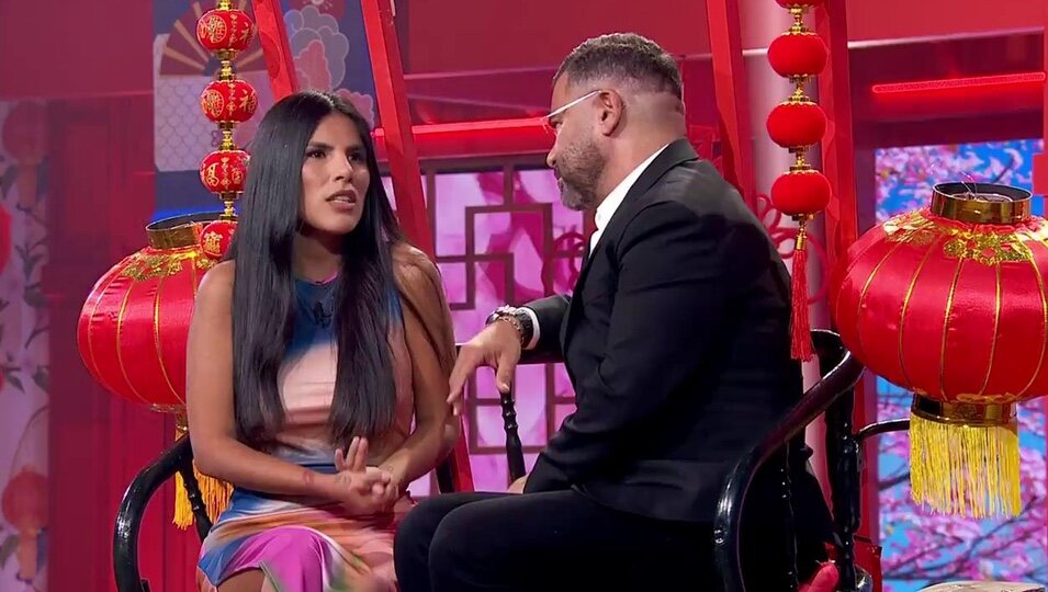 Isa Pantoja y Jorge Javier en 'Cuentos chinos' | Foto: telecinco.es