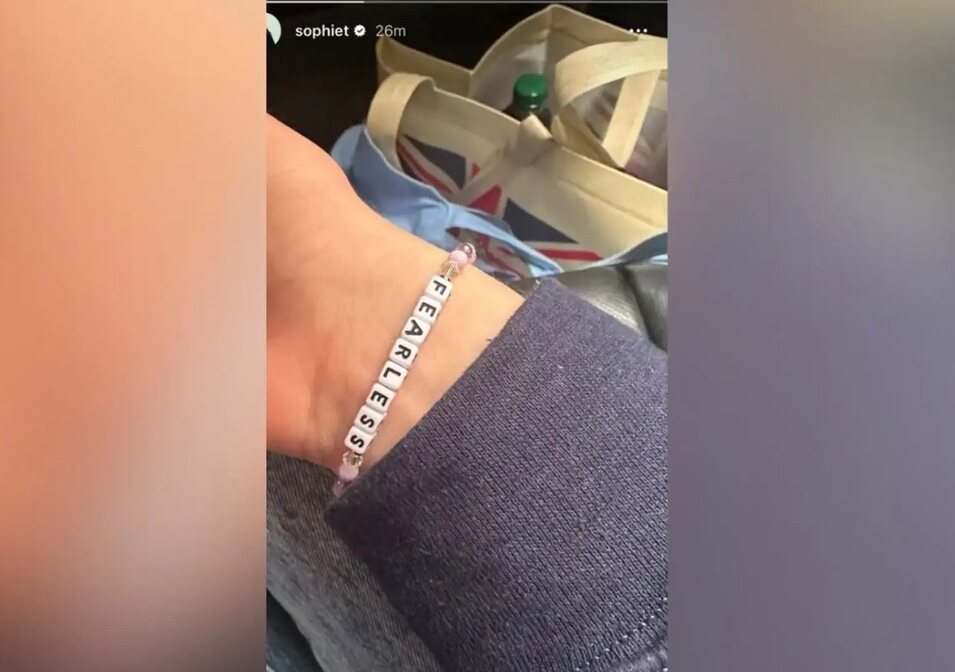 La pulsera de Sophie Turner | Instagram