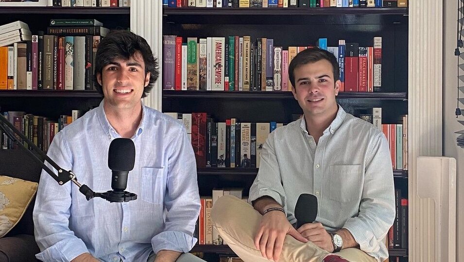 Además de escribir, Goizueta también publica un podcast, 'La torre del faro' | Foto: Instagram