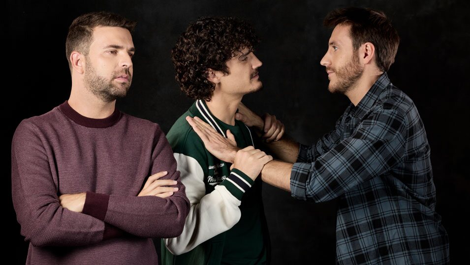 Jaime Macanás, Rober Pascual y Alfonso Muñoz protagonizan 'El Barrio'