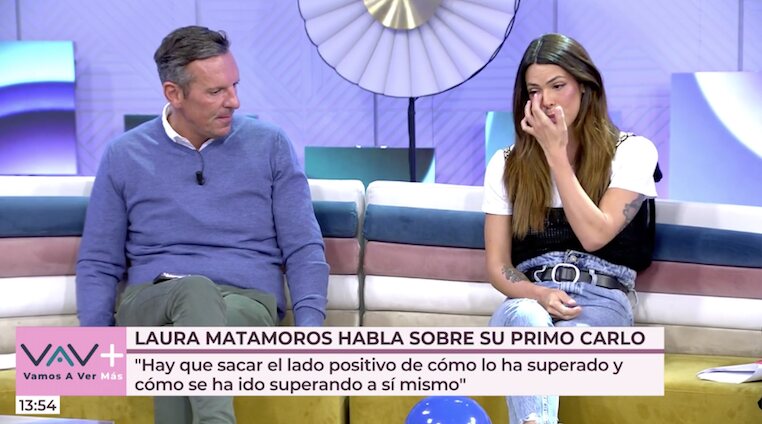 Laura Matamoros se sienta en el plató de 'Vamos a ver'/ Foto: telecinco.es