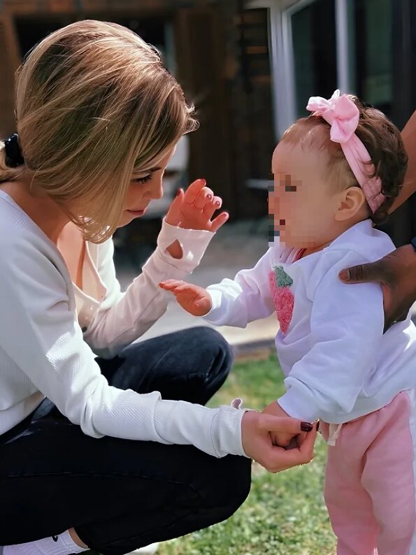 Celia Vega-Penichet con Ana Sandra/ Foto: Instagram