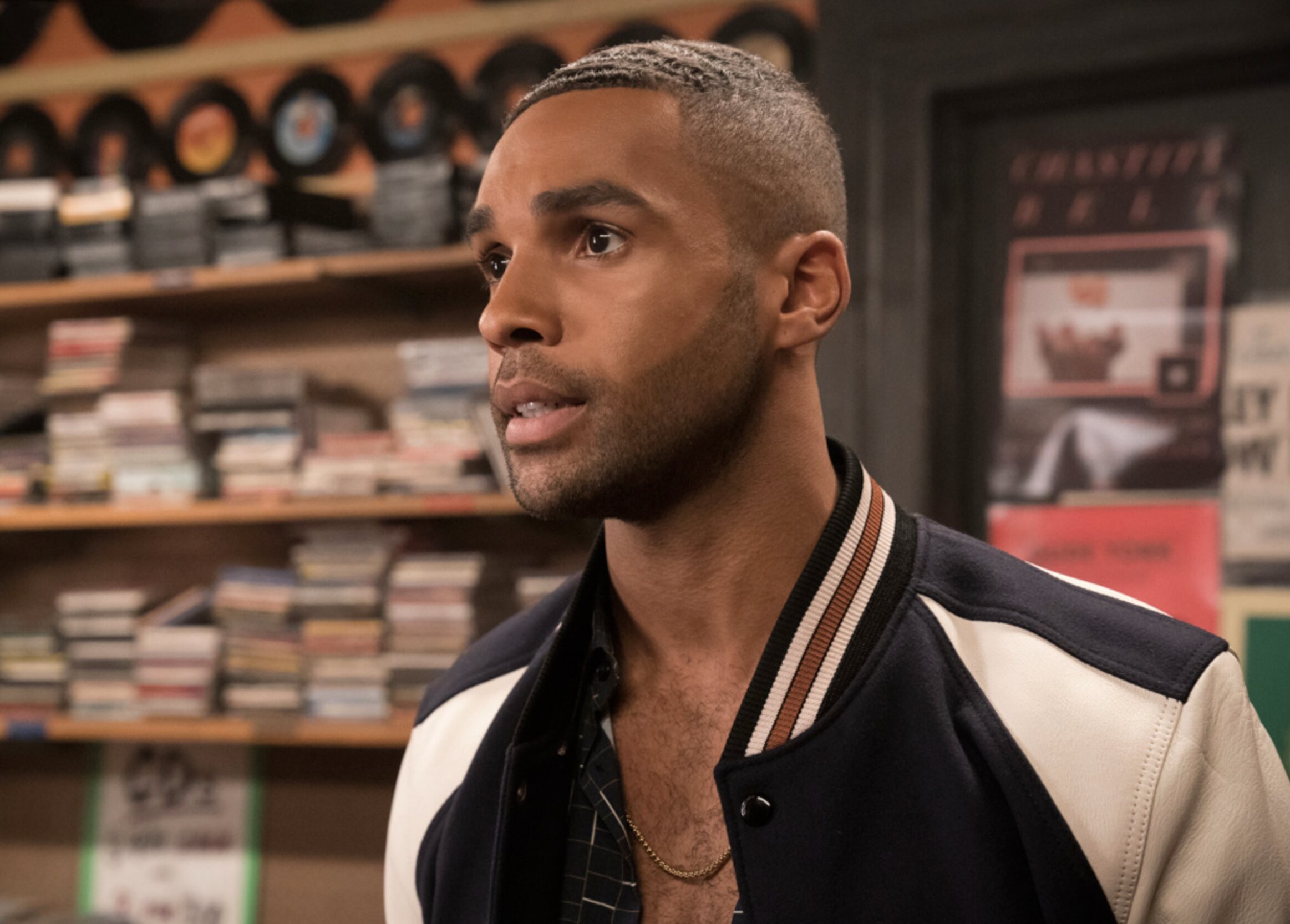 Lucien Laviscount en un fotograma de 'Katy Keene'